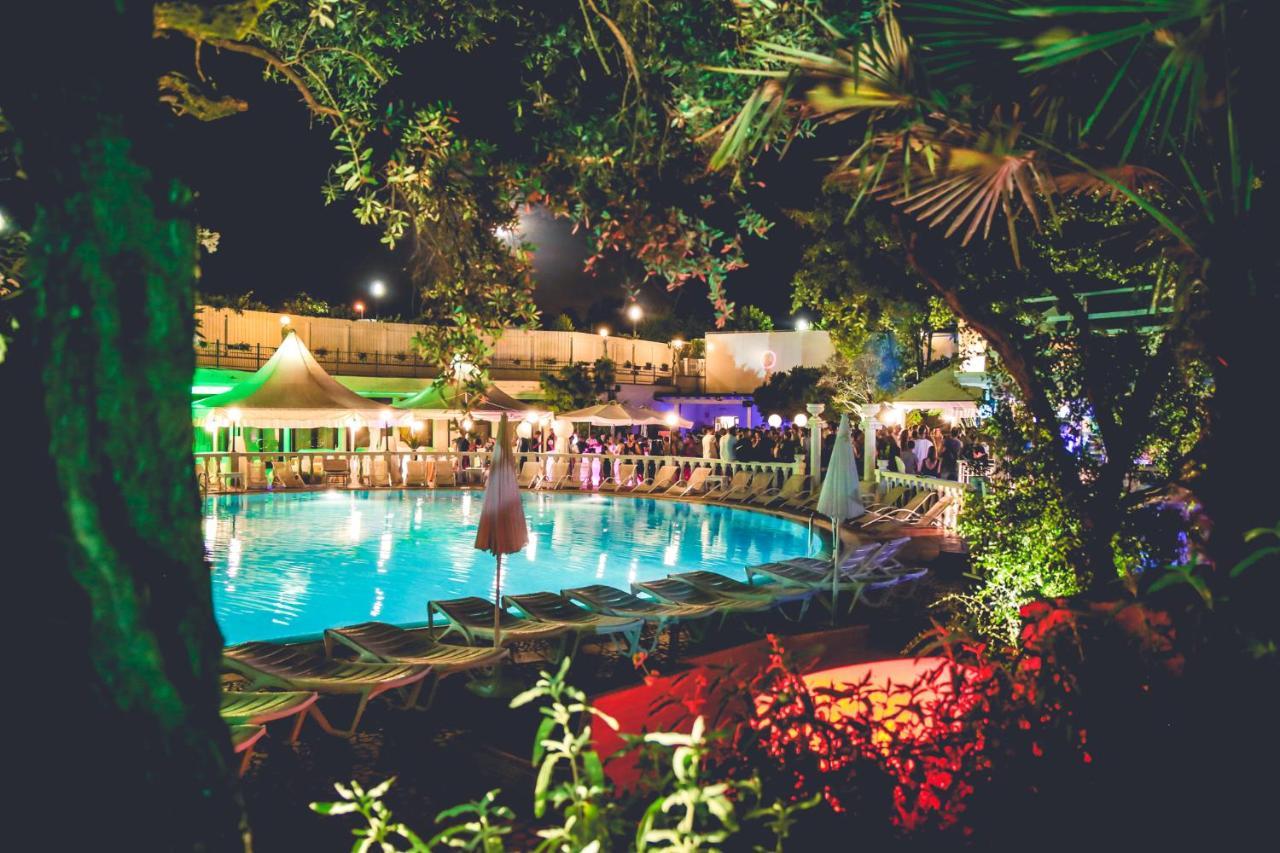 Hotel Villa Pigalle Tezze sul Brenta Екстер'єр фото